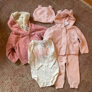 NWT 6-12 mo. Baby GAP warm bundle
